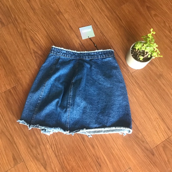 Missguided Embroidered Aline Boho Denim Skirt S - Picture 3 of 7